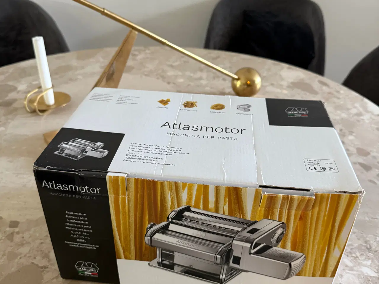 Billede 2 - UDLEJES - Pasta maskine med motor