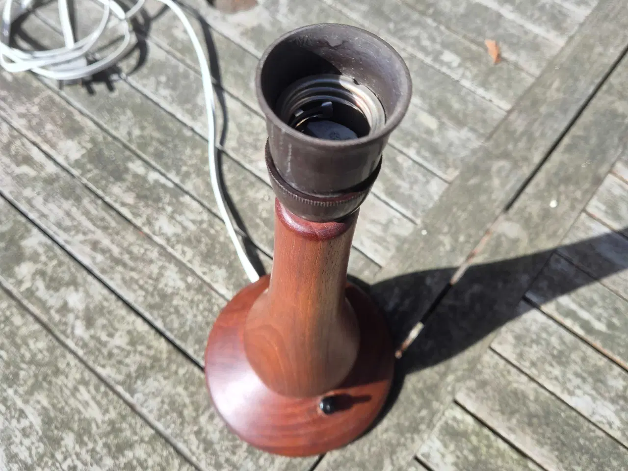 Billede 12 - Elegant bordlampe i teaktræ