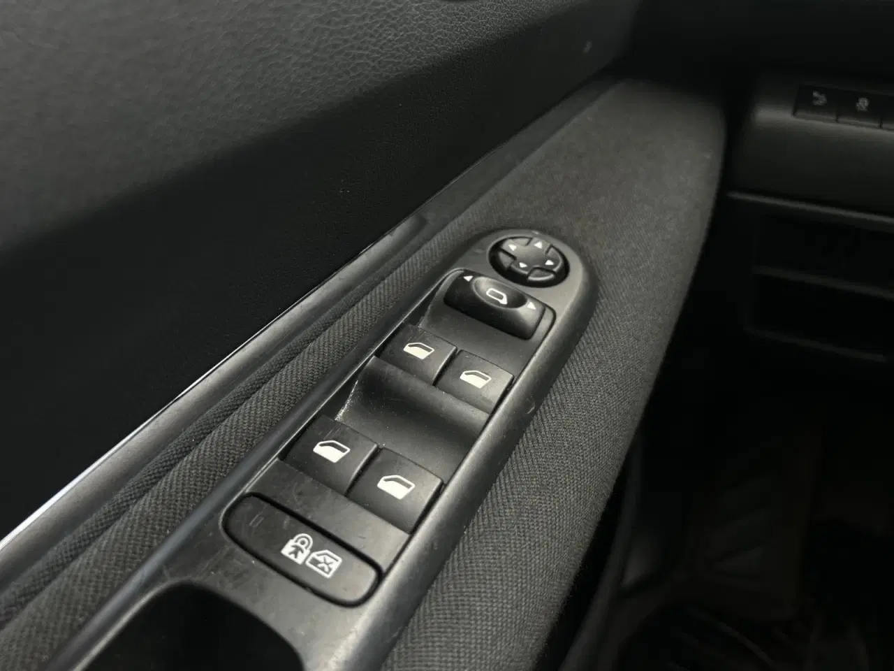 Billede 14 - Peugeot 3008 1,6 HDi 114 Active
