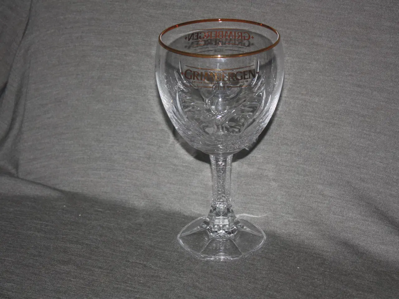 Billede 1 - Grimbergen øl glas med guldkant og motiv 