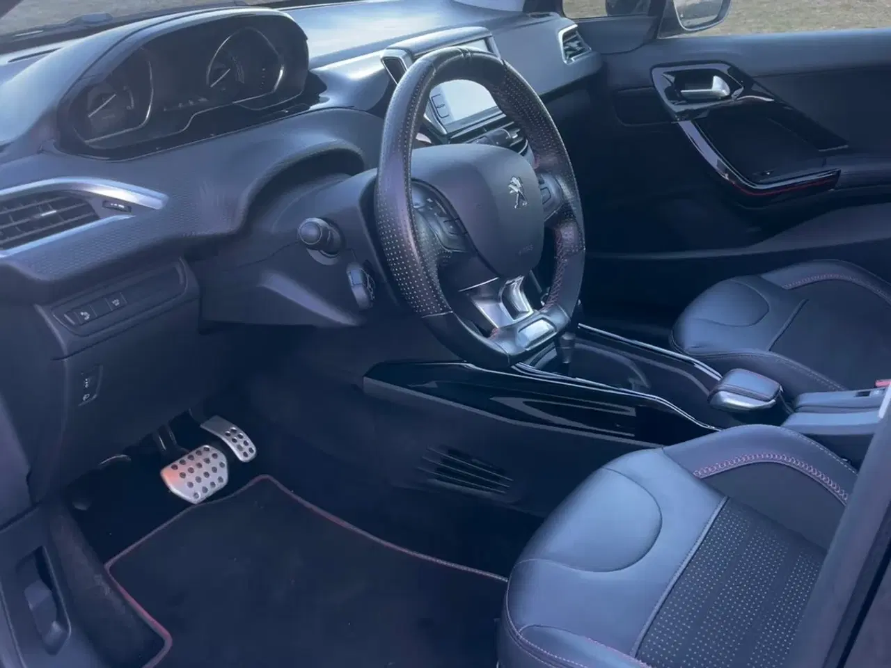 Billede 5 - Peugeot 2008 1,5 BlueHDi 120 GT Line Sky EAT6