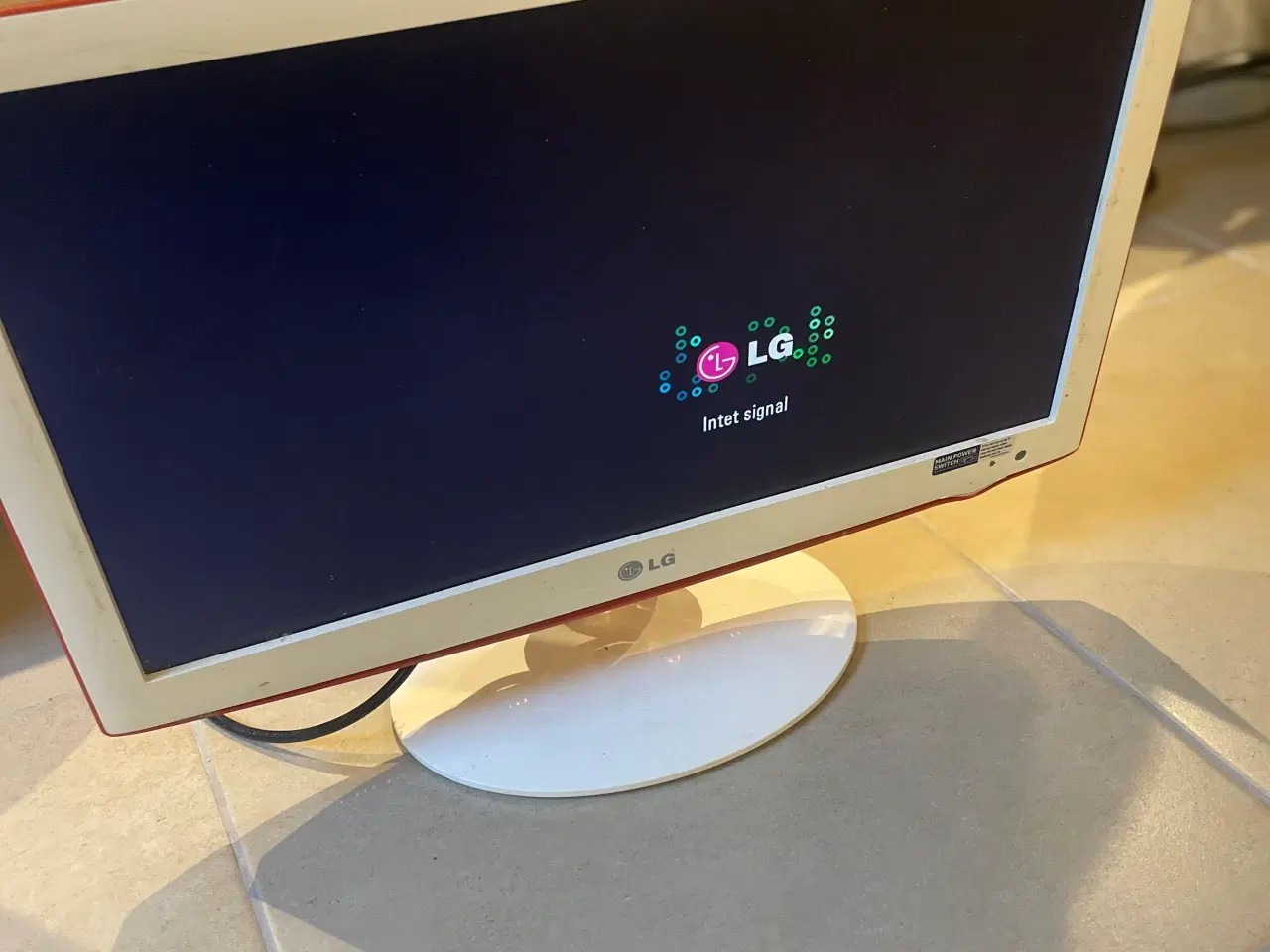 Billede 1 - Gammelt LG Tv 19”