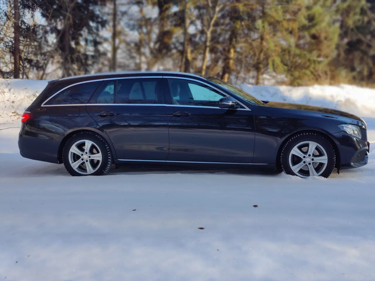 Billede 4 - Mercedes E220 d 2,0 Avantgarde aut. 4d Stc.