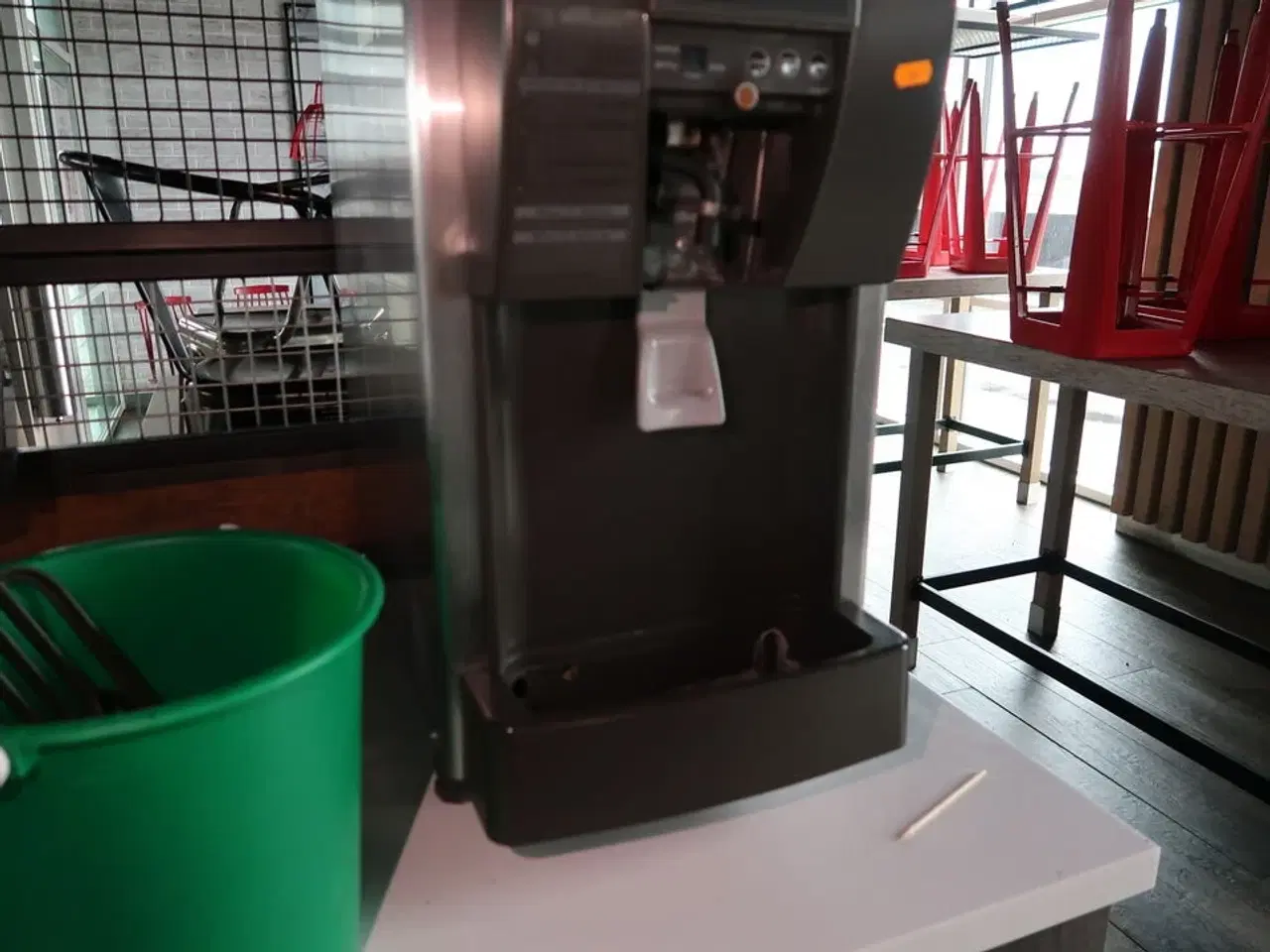 Billede 3 - Isterningemaskine HOSHIZAKI ICE MAKER DCM-120KE