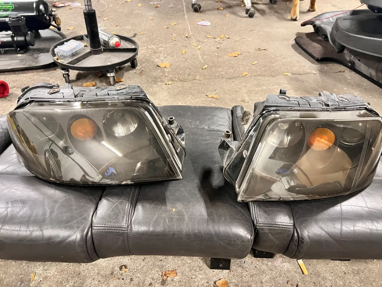 Billede 4 - Luftundervogn og forlygter 