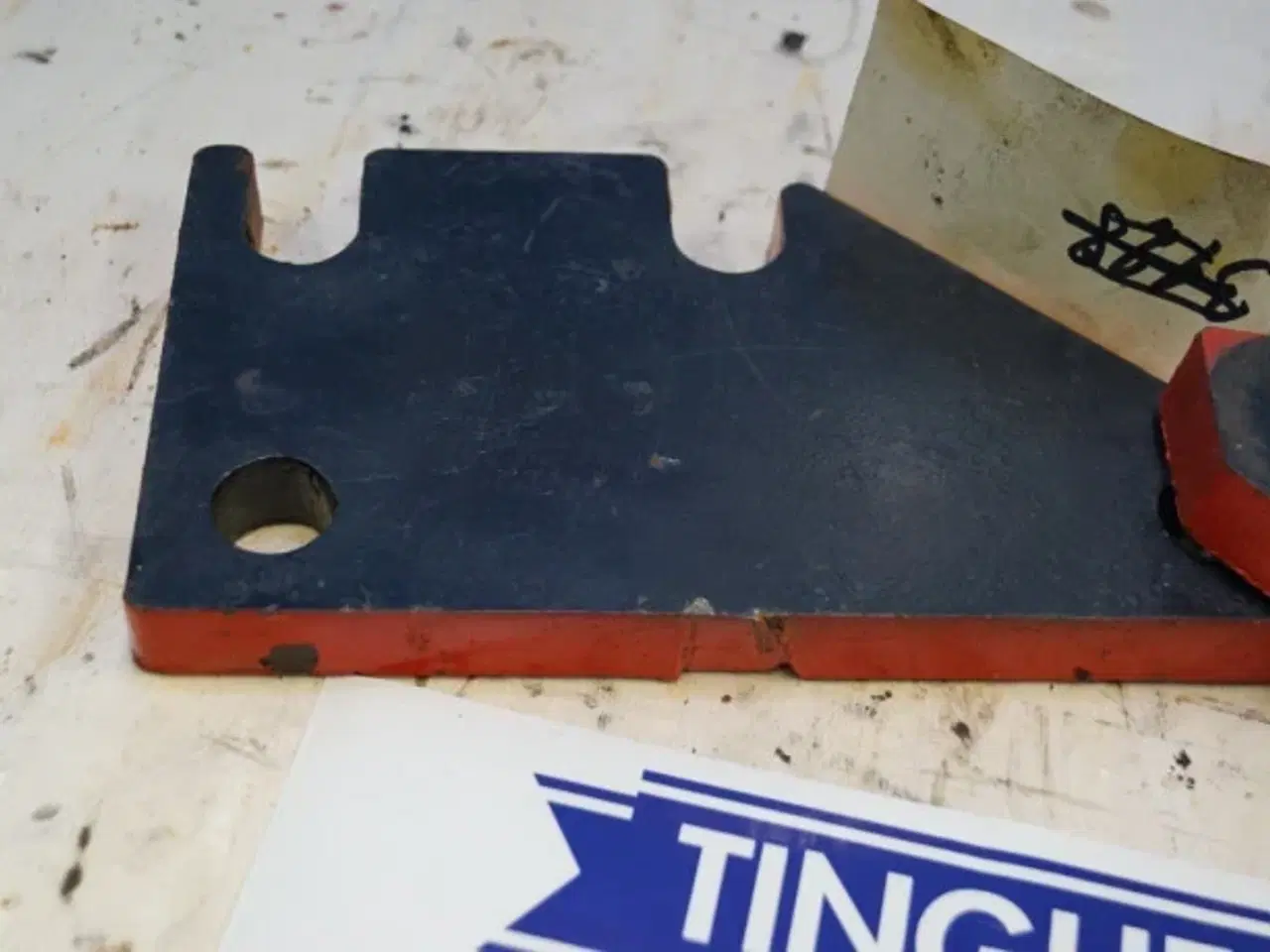 Billede 5 - Case Afstandsstykket 3129865R2