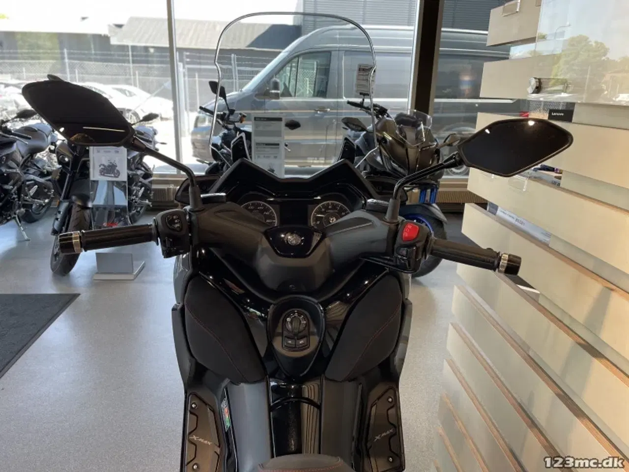 Billede 9 - Yamaha X-Max 300 Tech Max