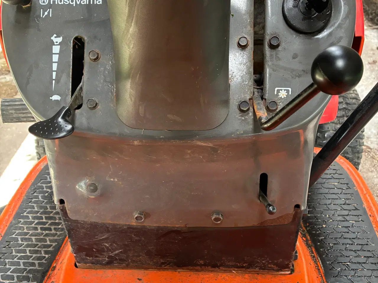 Billede 7 - Husqvarna yth135 havetraktor