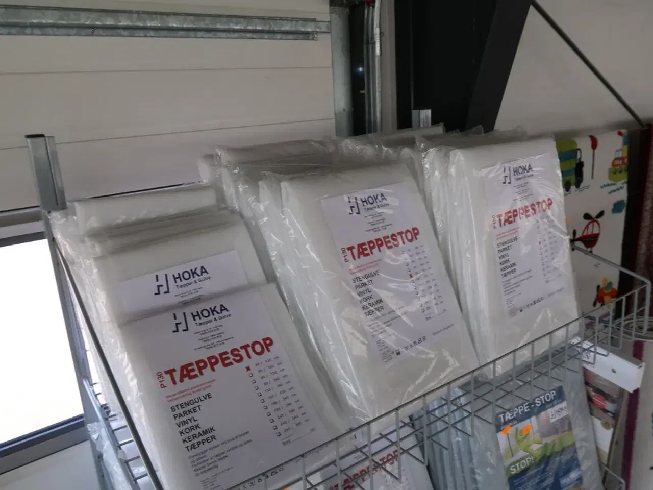 Billede 3 - Stativ med div. Tættestop m.m.