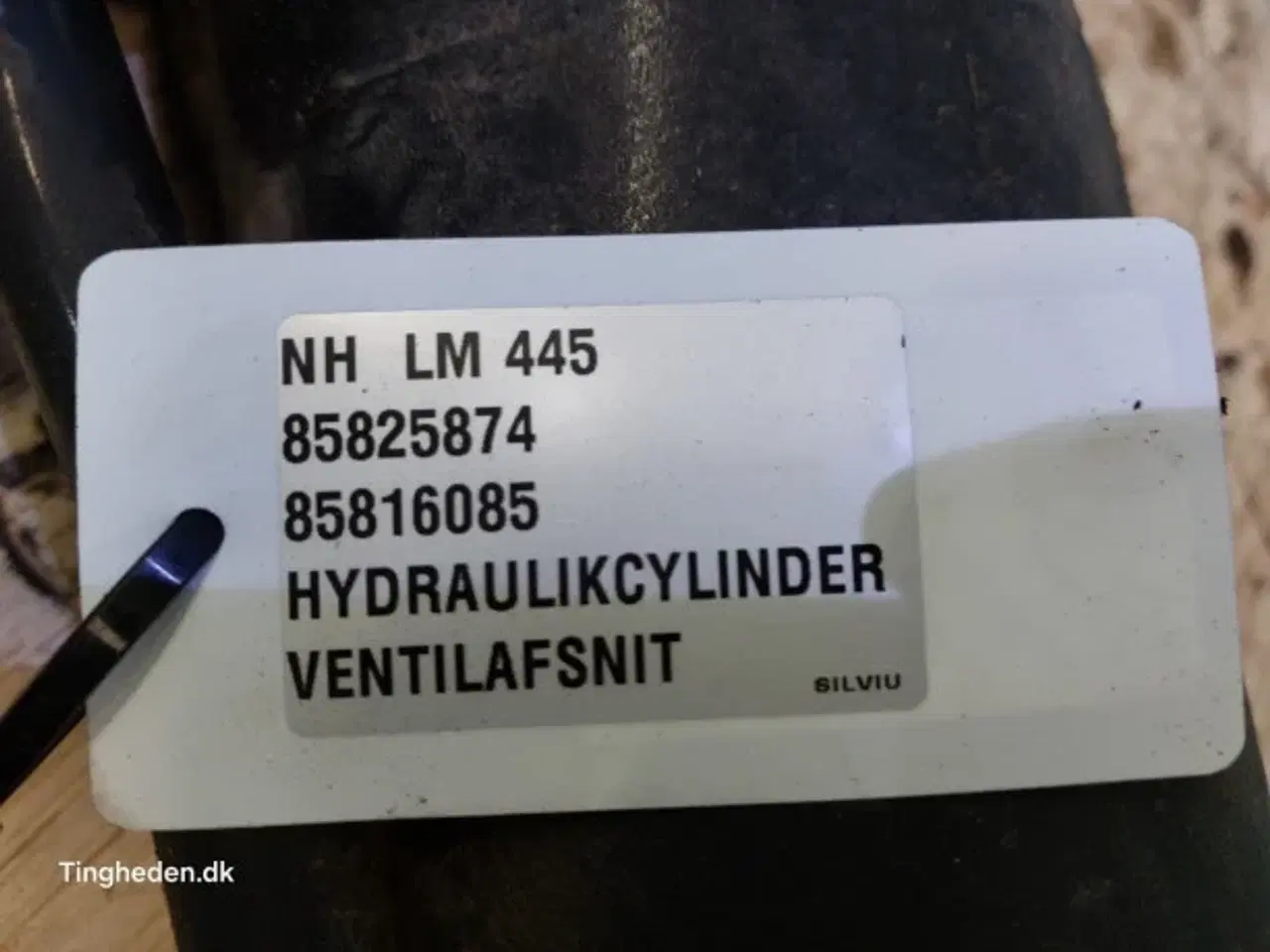 Billede 2 - New Holland LM445 Cylinder 85825874