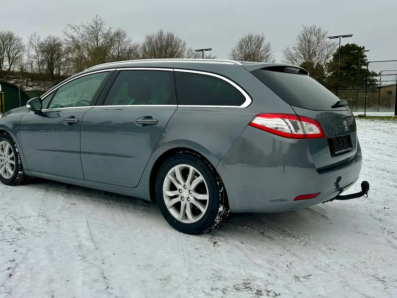 Billede 4 - Lav km. som ny bil.