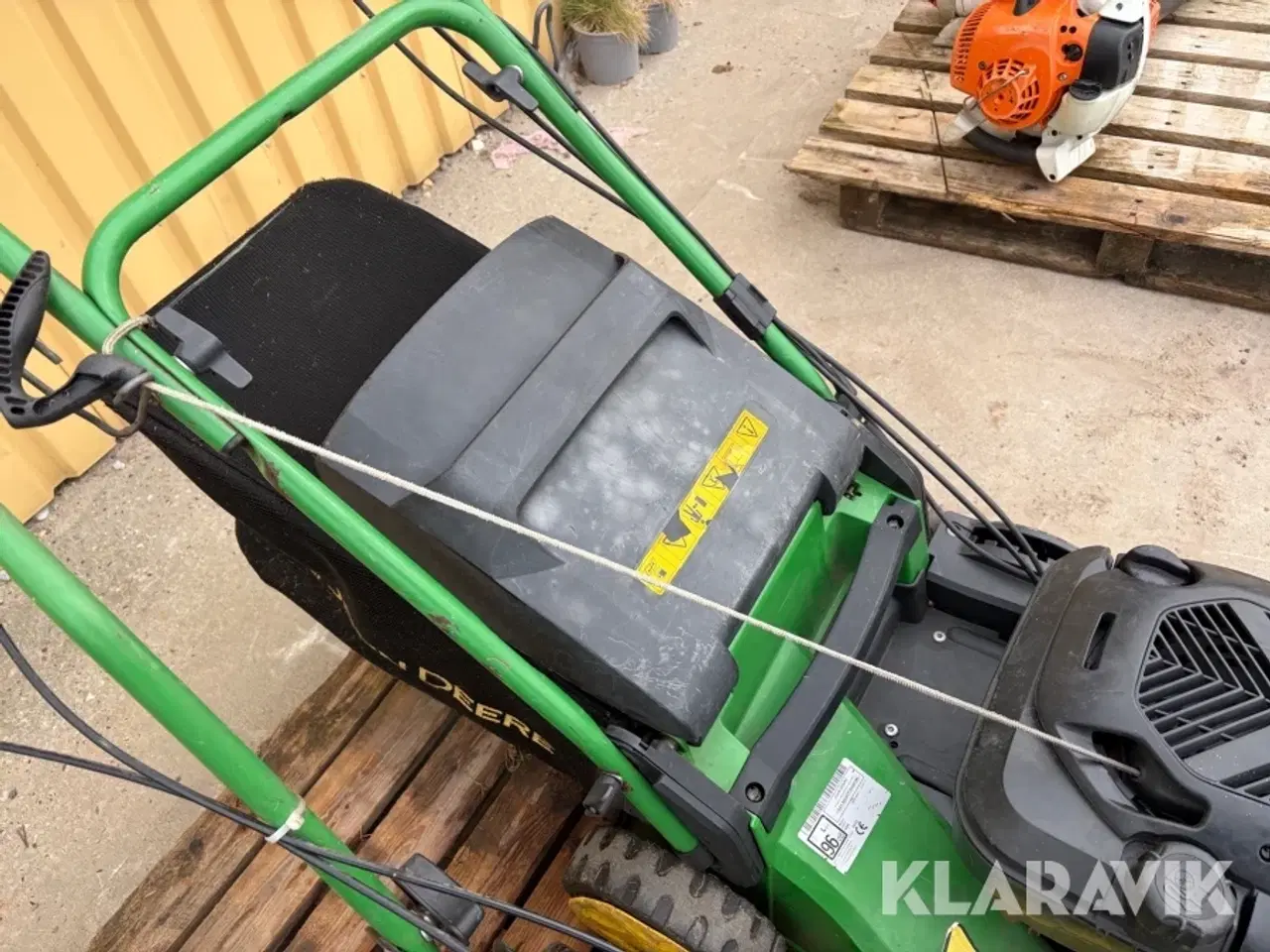 Billede 12 - Græsslåmaskiner John Deere R47V og 850E 2 styk