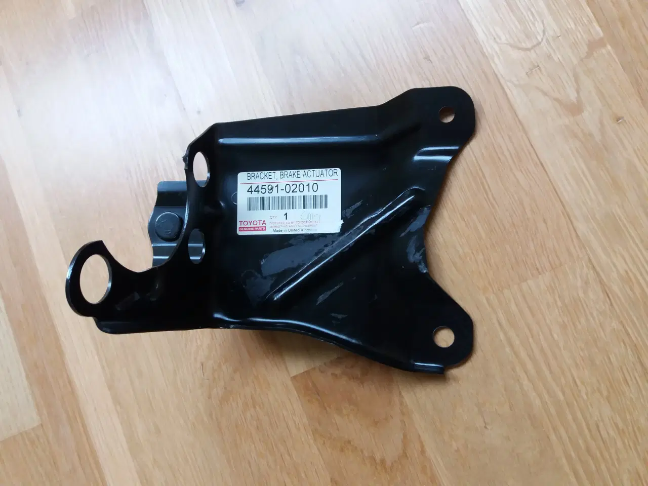 Billede 1 - BESLAG / BRACKET, BRAKE ACTUATOR Toyota Corolla