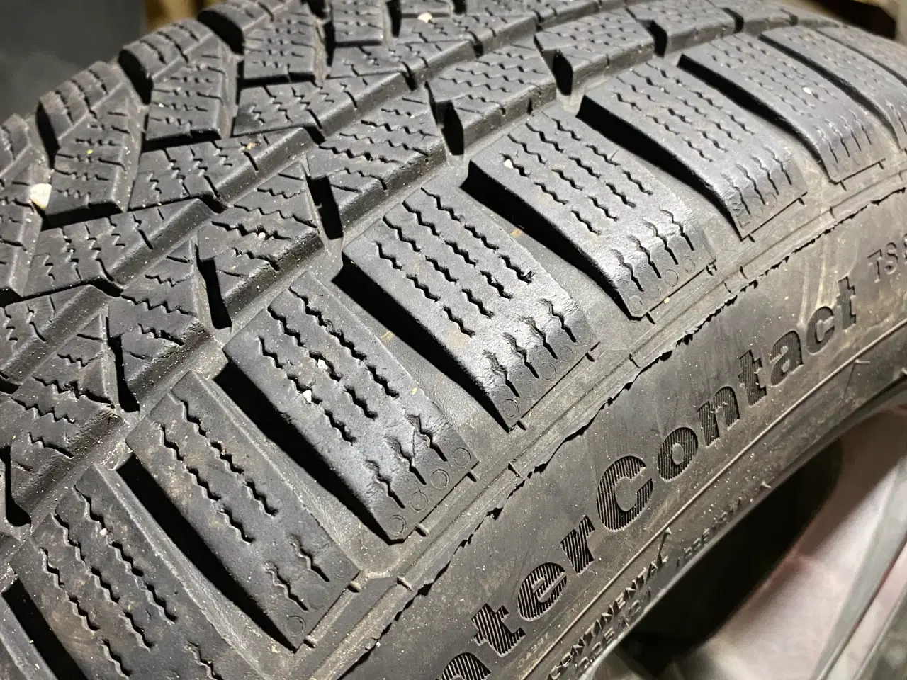 Billede 2 - 4 x Flotte Alufælge m/ fine Continental vinterdæk.