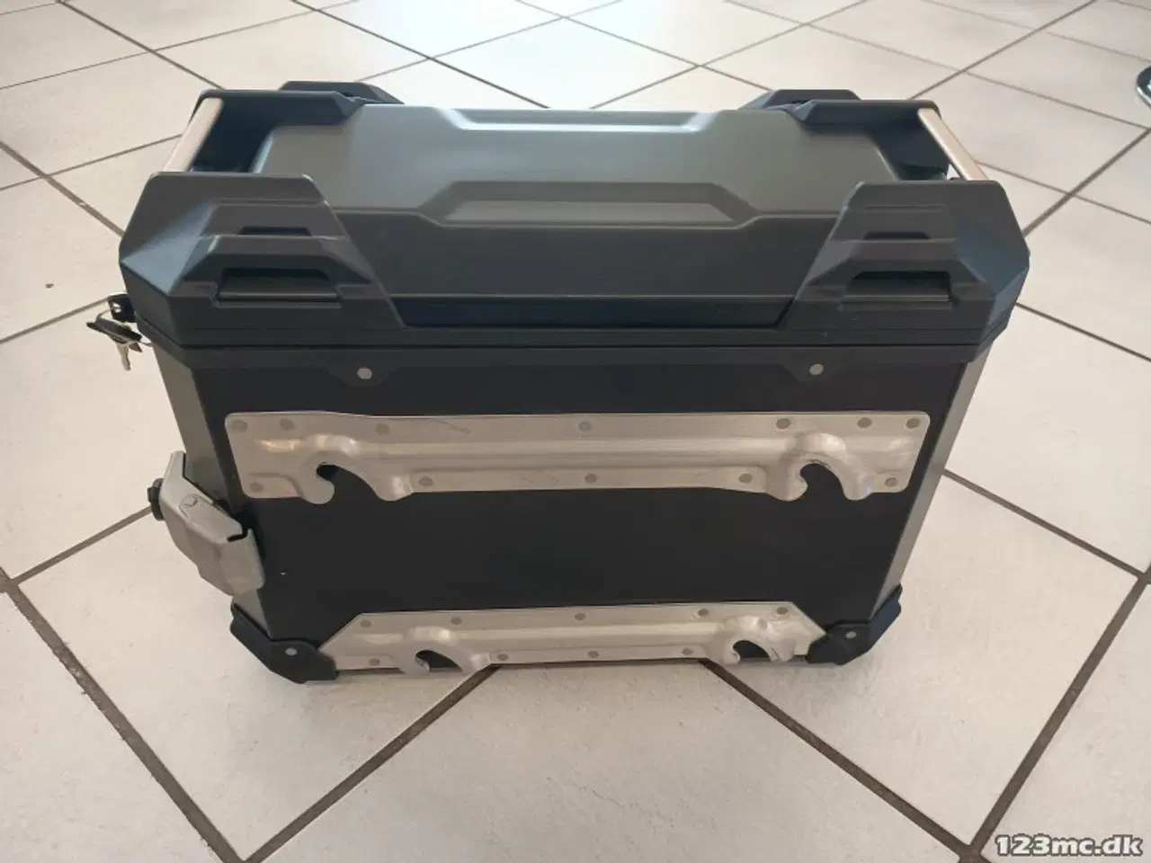 Billede 3 - Alutaskesæt sort. Suzuki DL650 / DL1050