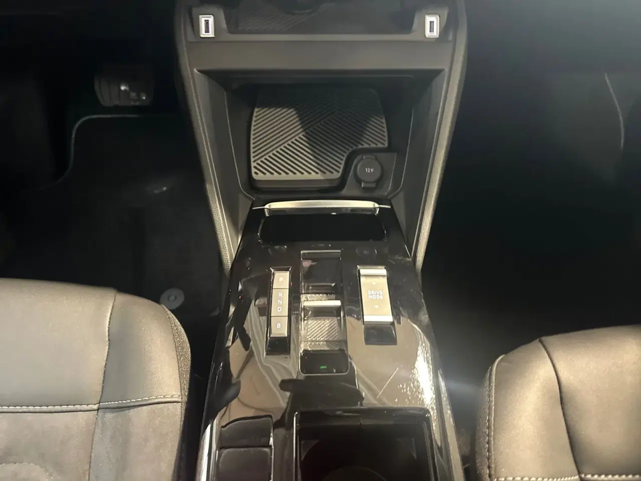 Billede 12 - Citroën ë-C4 X 50 Max