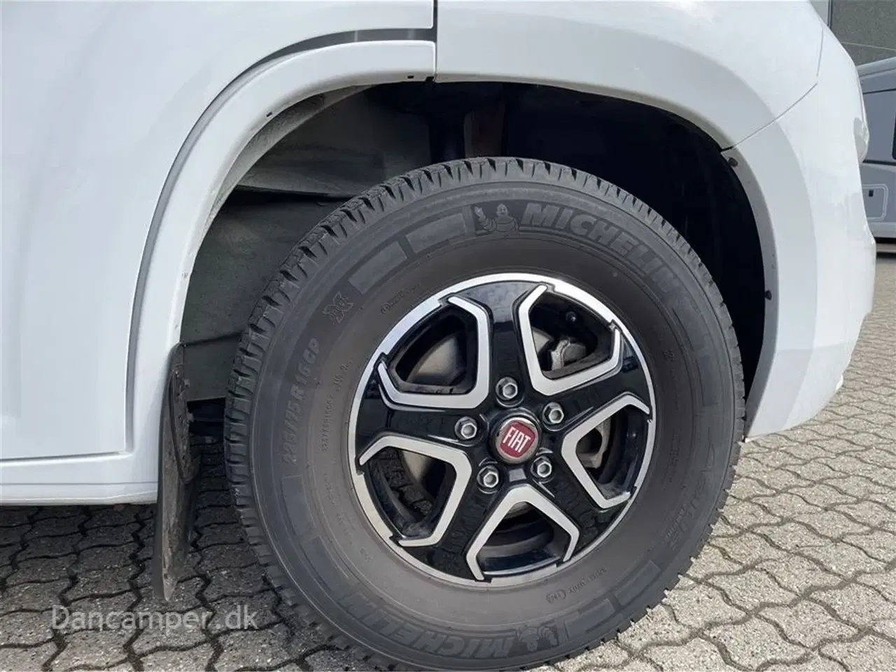 Billede 20 - 2023 - Ilusion   Ilusion XMK 590 Premium, flot lyst interiør, 180 Hk og 9 trins automatgear