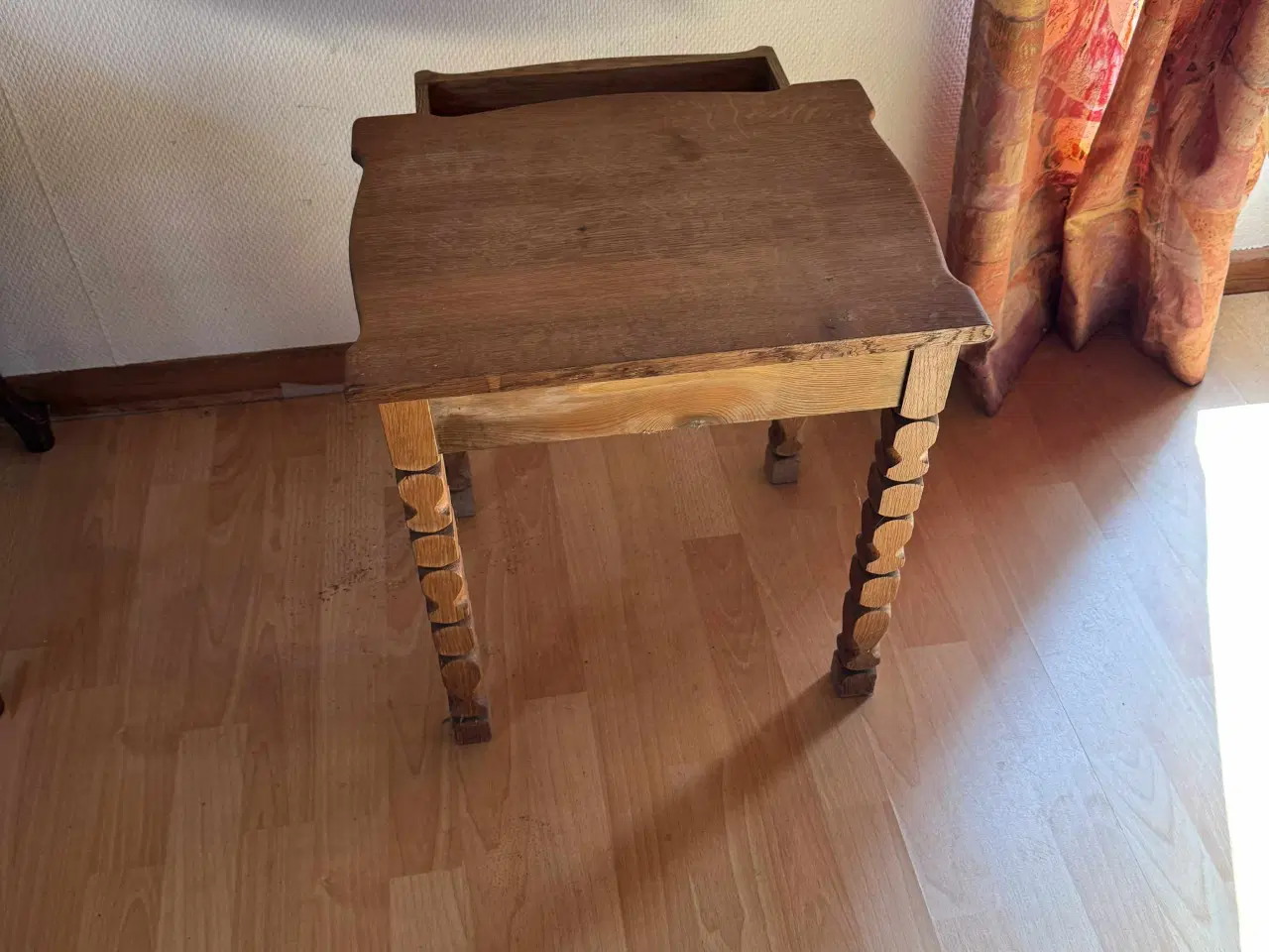 Billede 4 - Tobaksbord