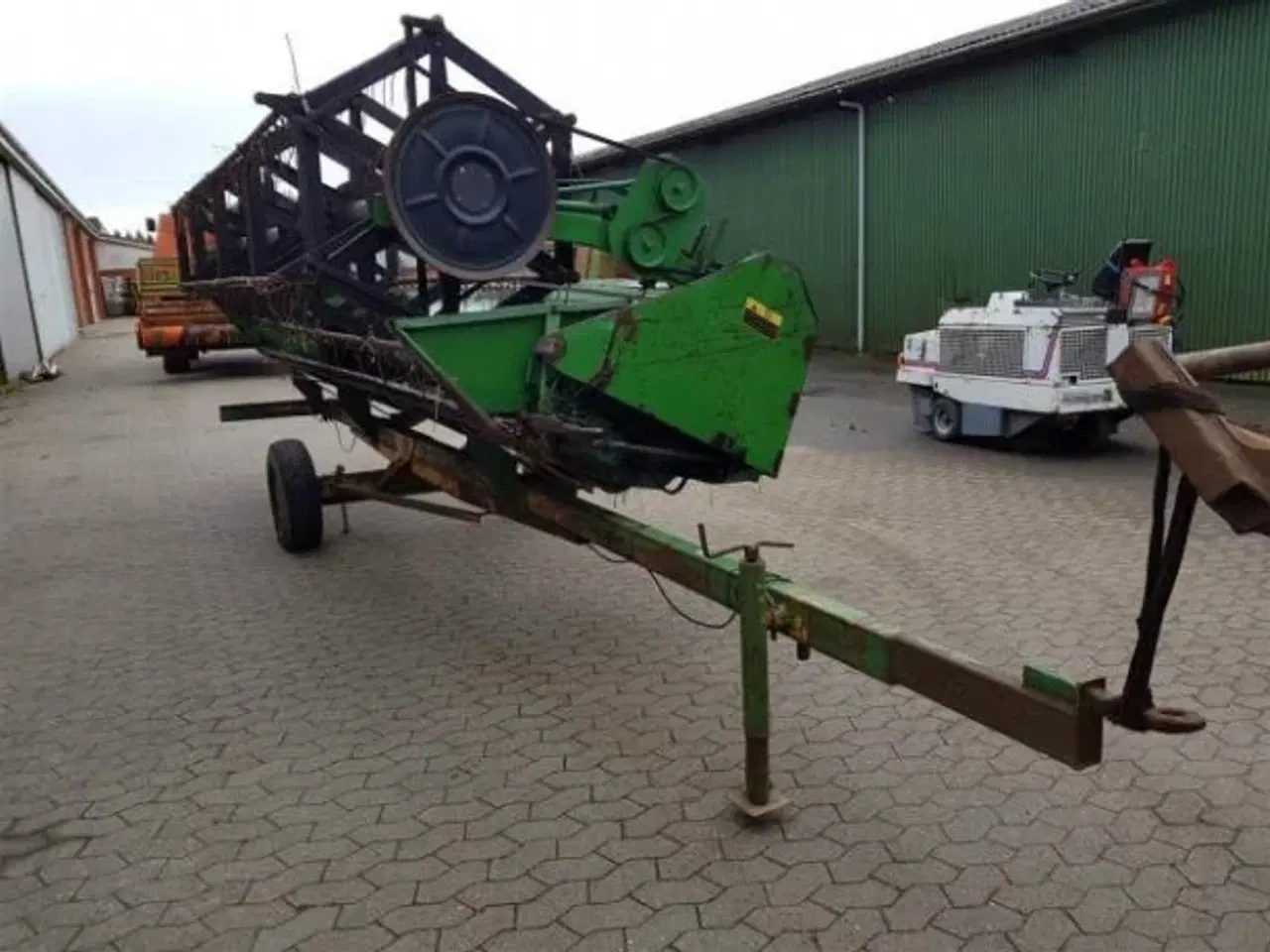 Billede 1 - John Deere 16"