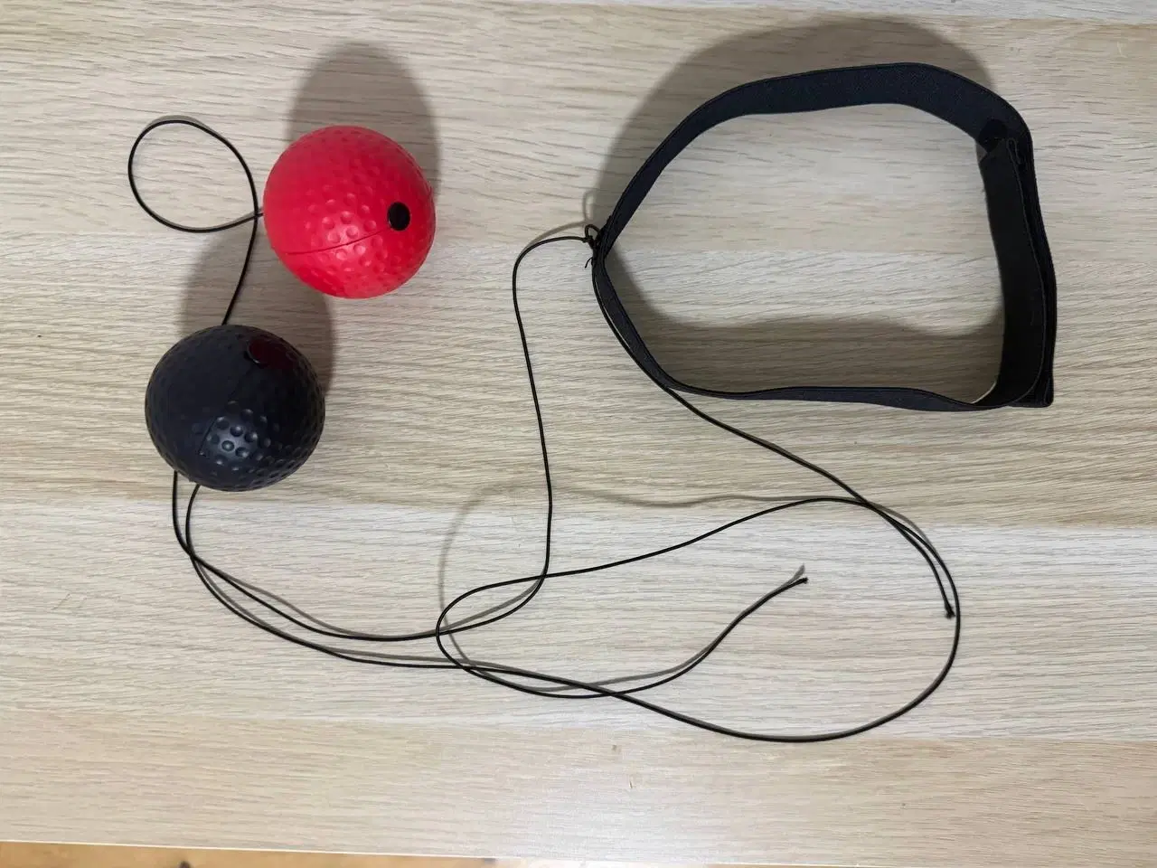 Billede 1 - Reaction ball / træningsbold med elastik og 2 bold