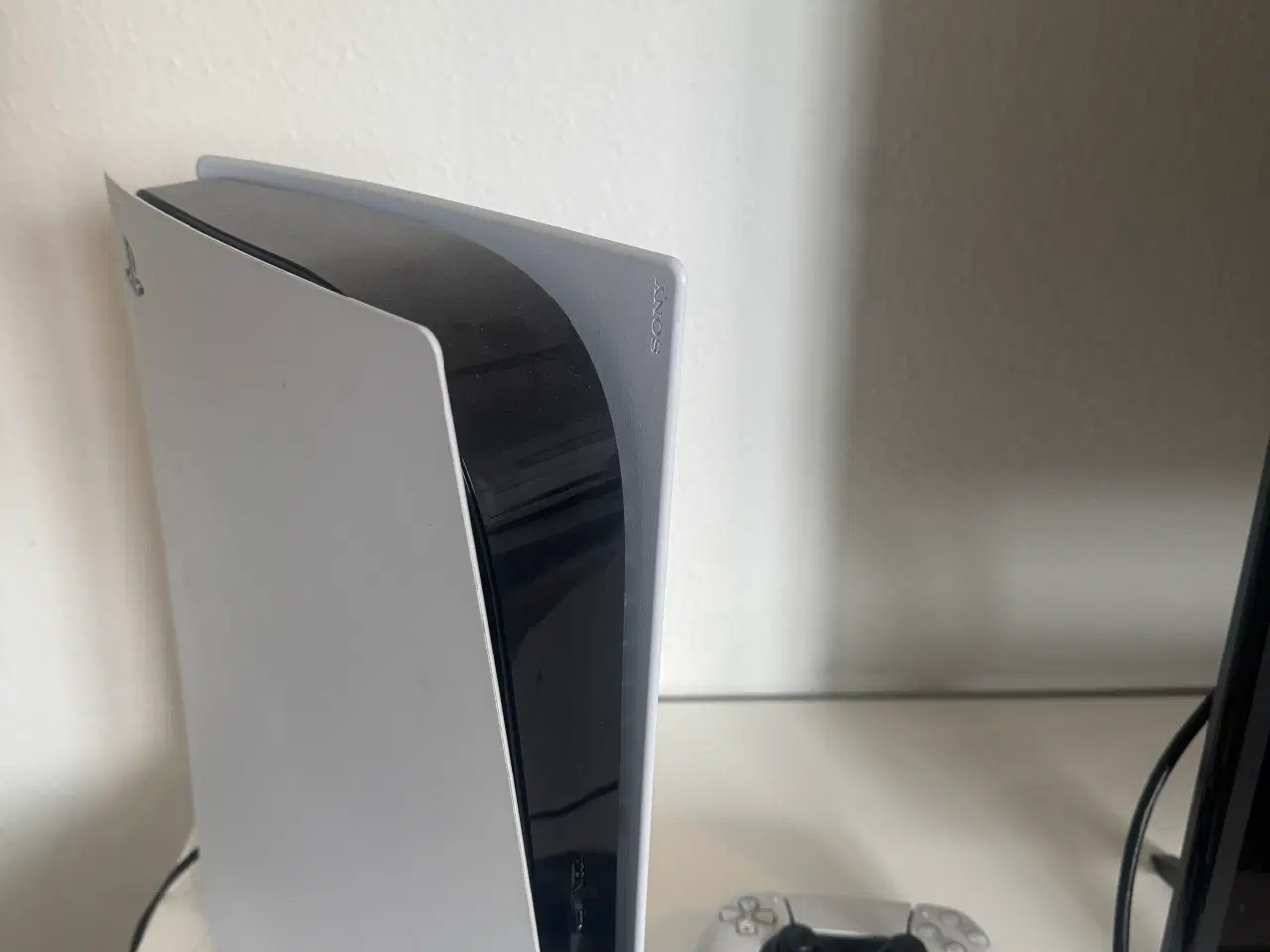 Billede 1 - PlayStation 5 digital edition+2 ekstra controllere