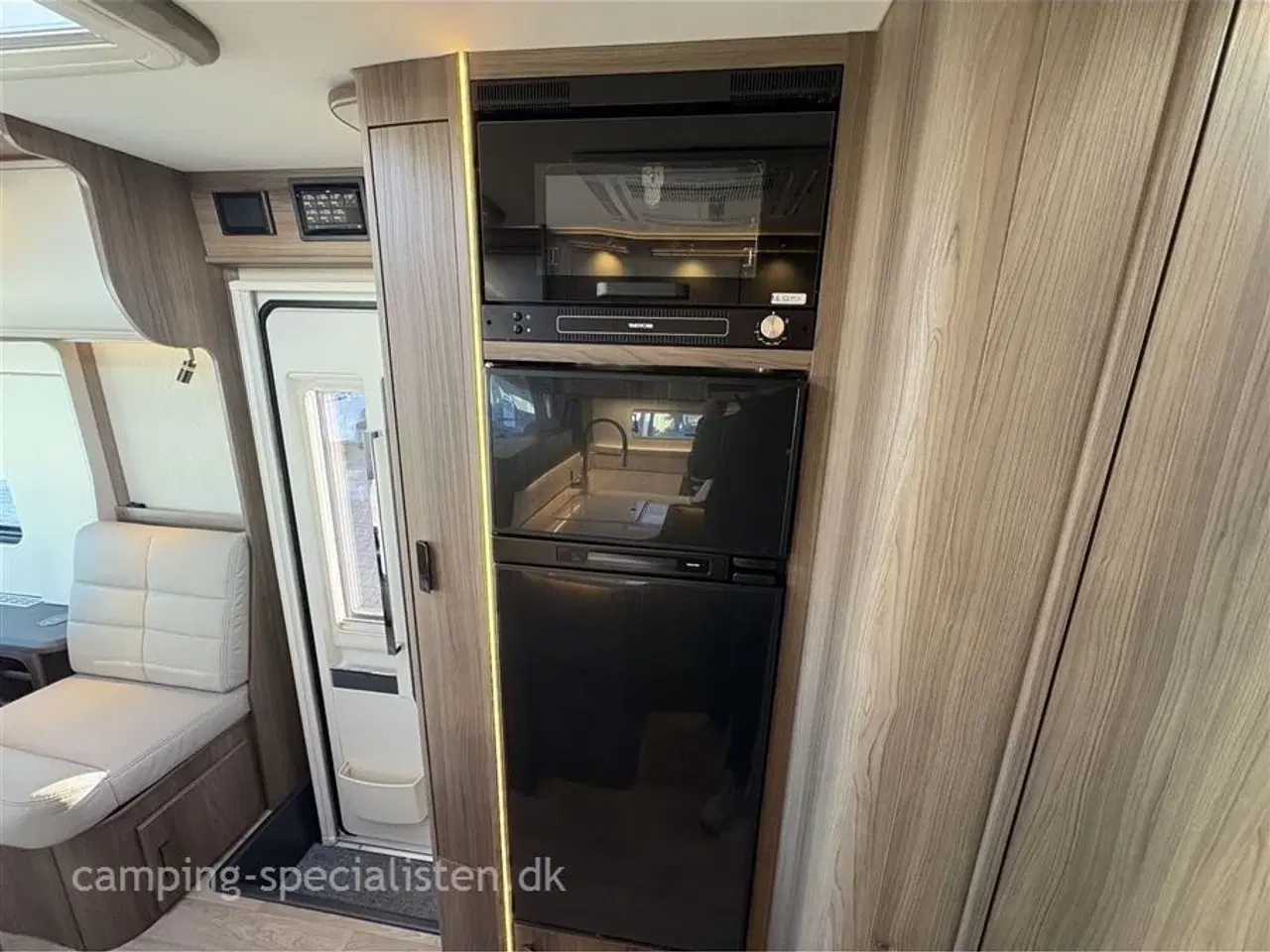 Billede 9 - 2026 - Kabe Imperial R i830 LQB   Nyhed - Kabe Imperial R i830 LQB 2026 - Se den nu hos Camping-Specialisten.dk