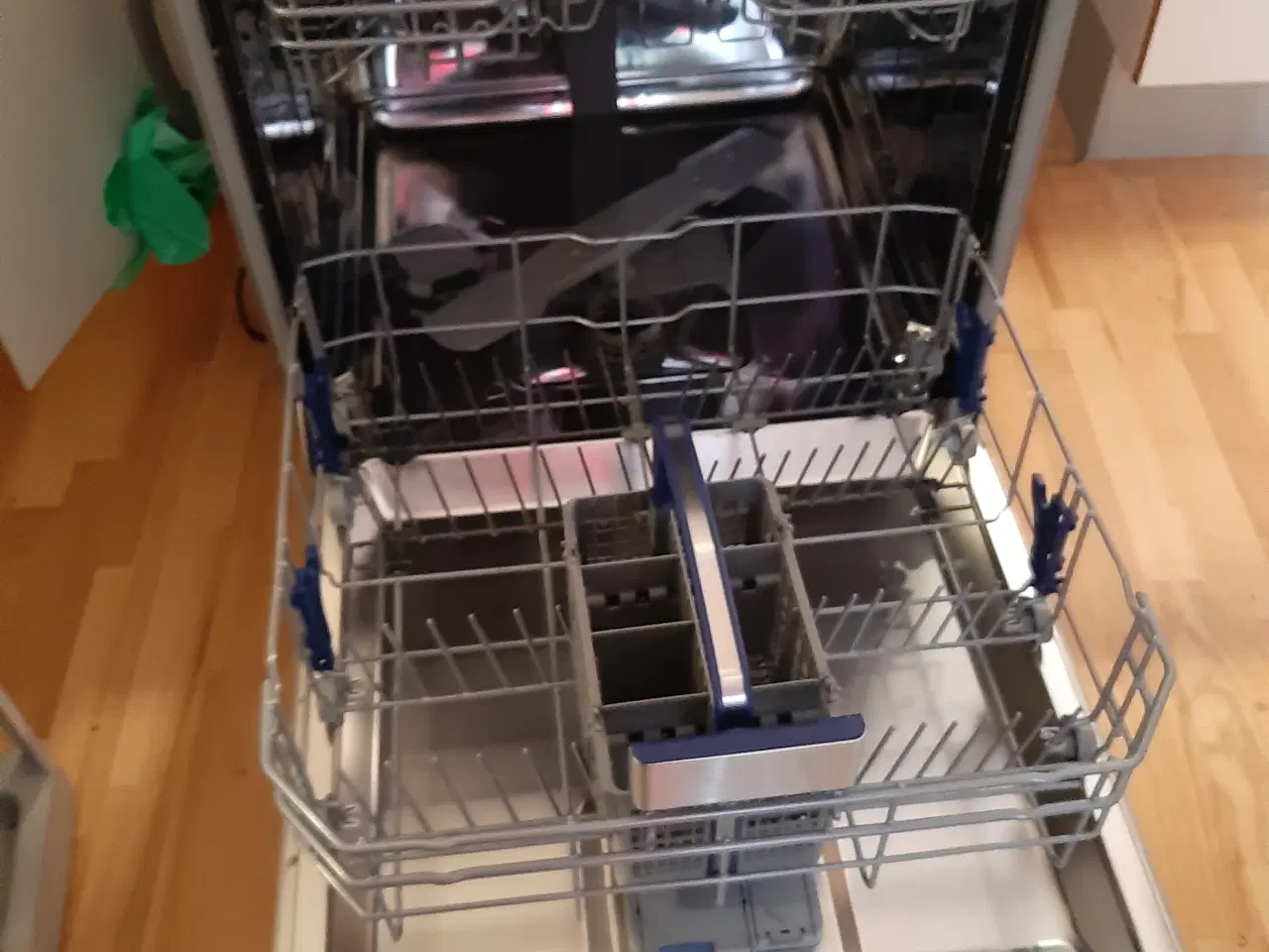 Billede 2 - Opvaskemaskine Grundig GNU4P821