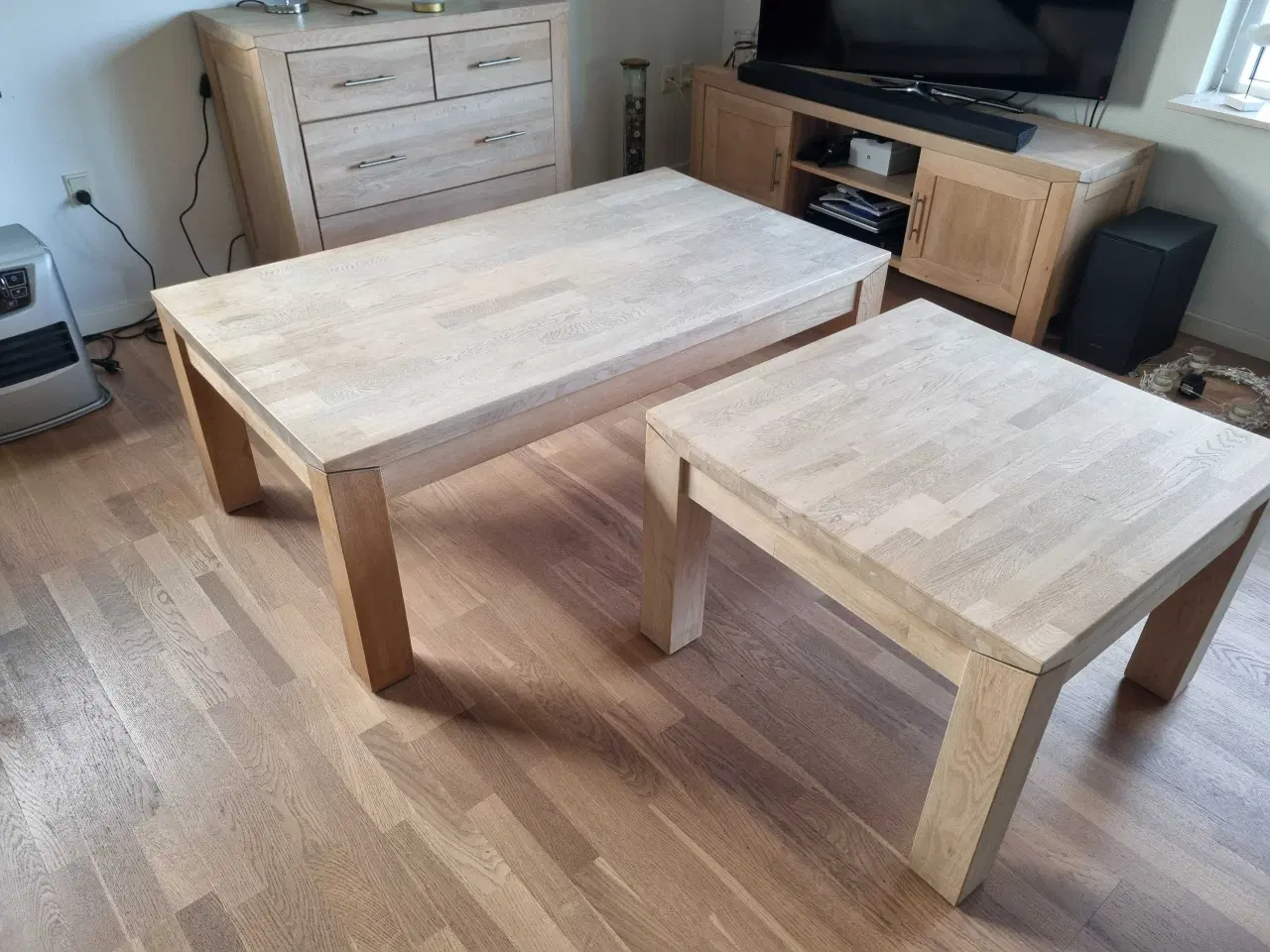 Billede 4 - Møbler i massiv egetræ..