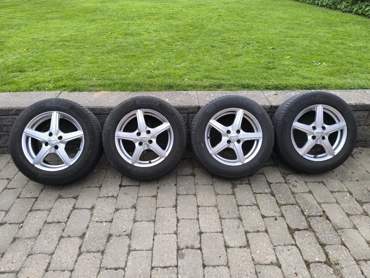 Billede 1 - Alufælge 4x100 Michelin 185/65-15
