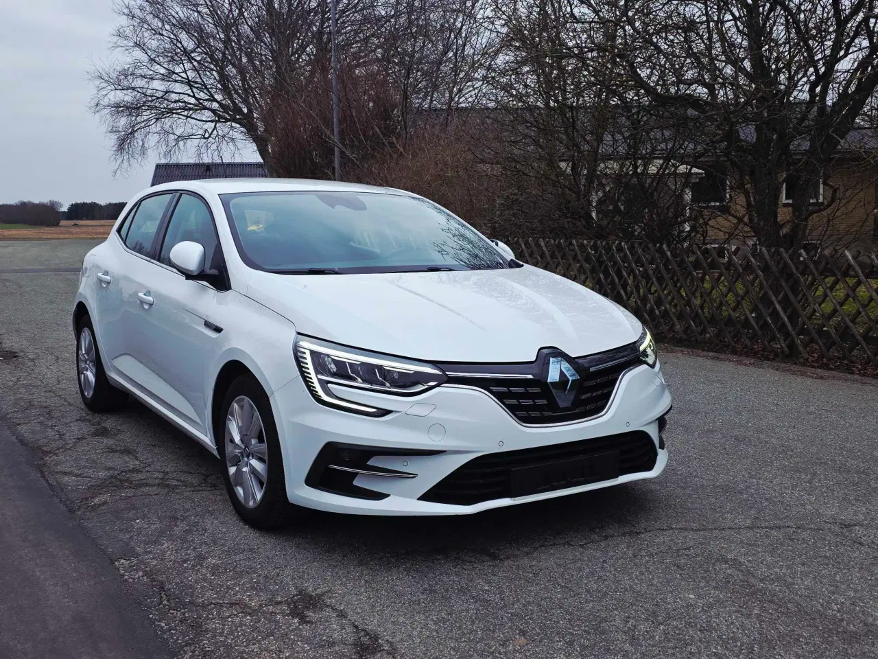 Billede 9 - Renault megane 1.6 Benzin plug ind 2023