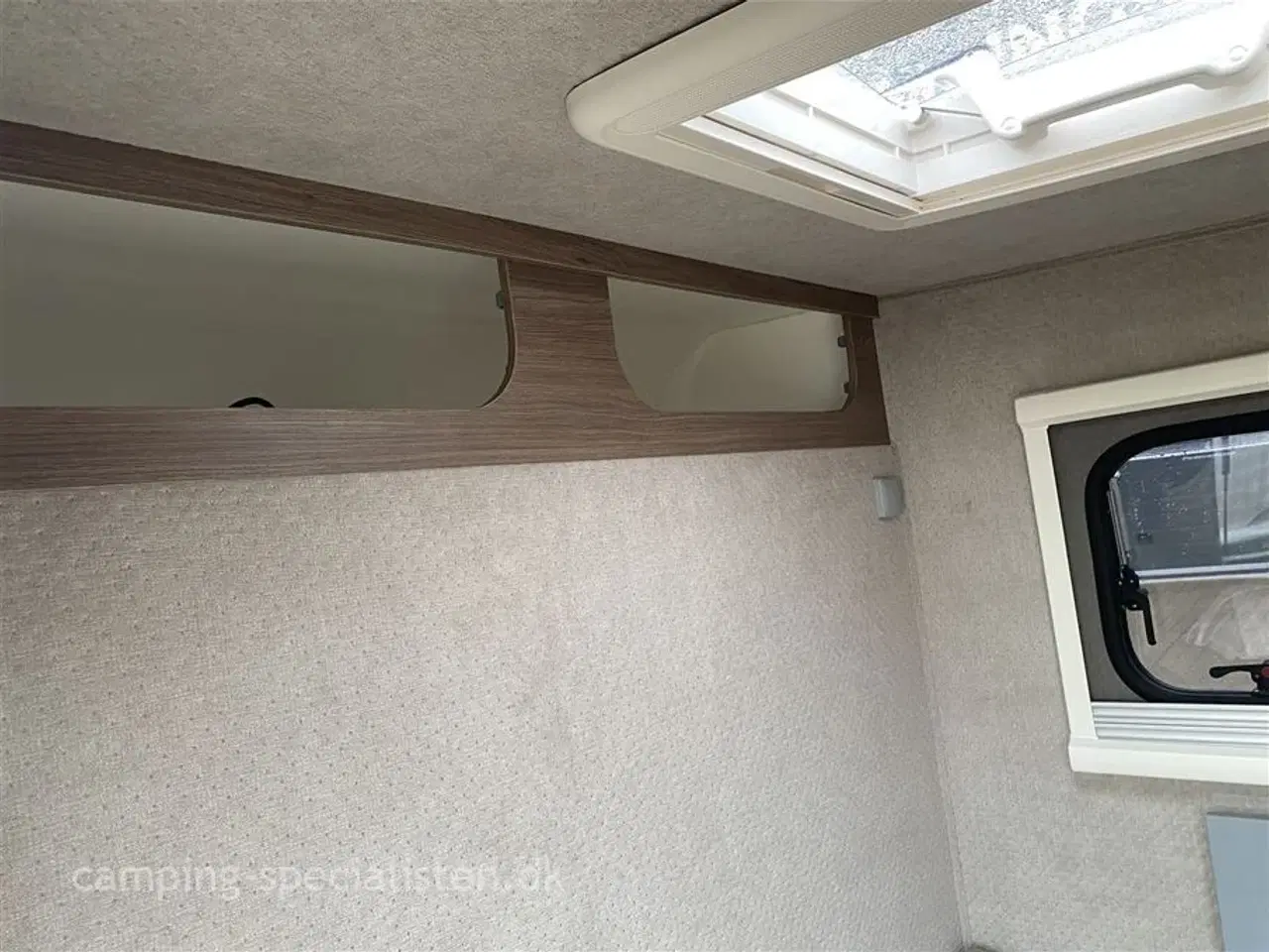 Billede 7 - 2026 - Tomplan mini Silver T750   Rigtig fin lille Tomplan T750 - kan nu ses hos Camping-Specialisten Silkeborg