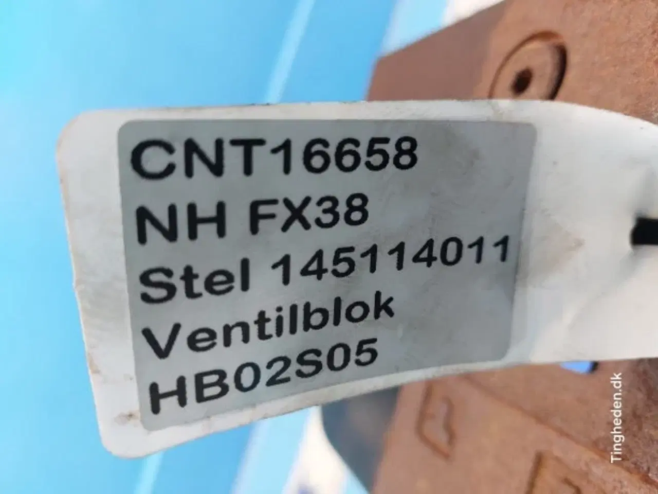 Billede 14 - New Holland FX38 Ventilblok 84069154