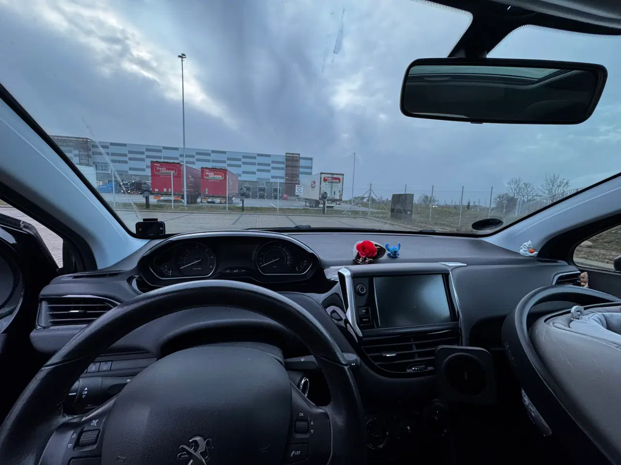 Billede 11 - Peugeot 208 2016 — meget lab afgift 