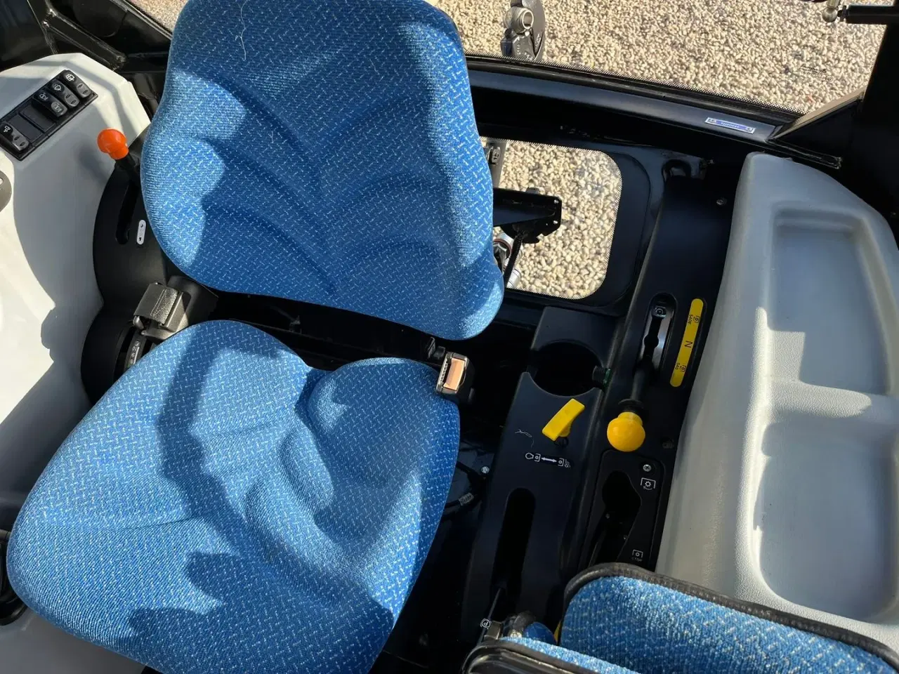 Billede 7 - New Holland T5.90S Med vendergear ved rettet og krybegear.