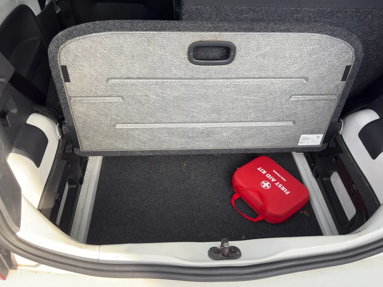 Billede 9 - Velholdt VW Up! Model 2013