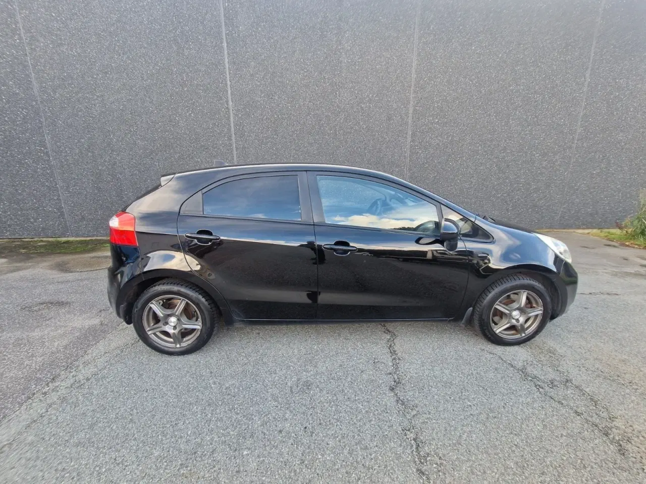 Billede 1 - Kia Rio 1,4 CRDi 90 Active