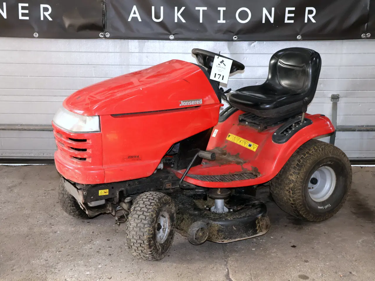 Billede 1 -  Jonsered LT2218A havetraktor