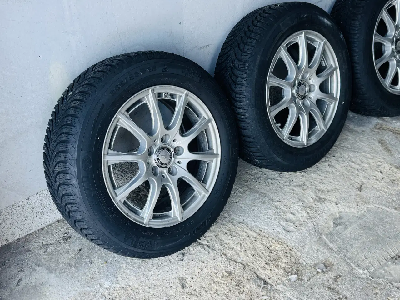 Billede 7 - Mercedes alufælge orginal med vinterdæk 16 tommer