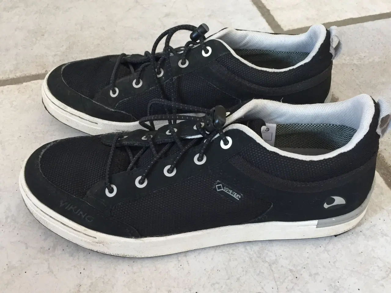 Billede 1 - Gore-tex Viking sko str 35