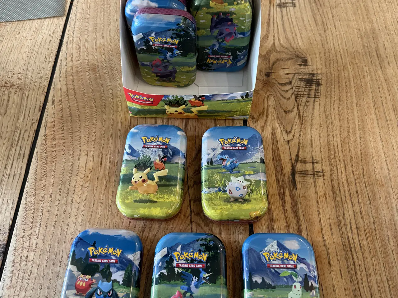 Billede 1 - Pokemon tin displays UDEN KORT