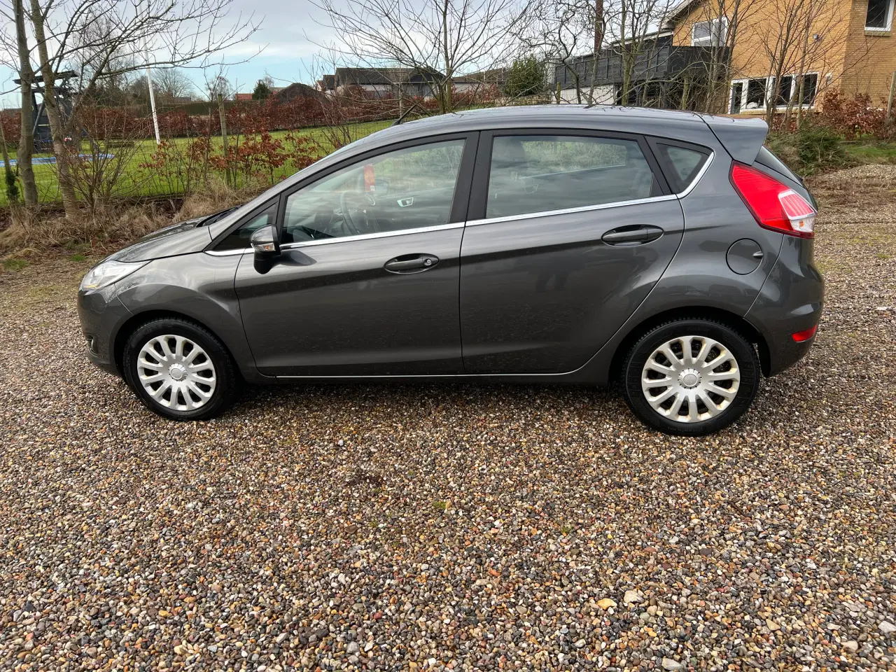 Billede 1 - Ford Fiesta 1,0 Eco Boost (125 hk) grå hatchback