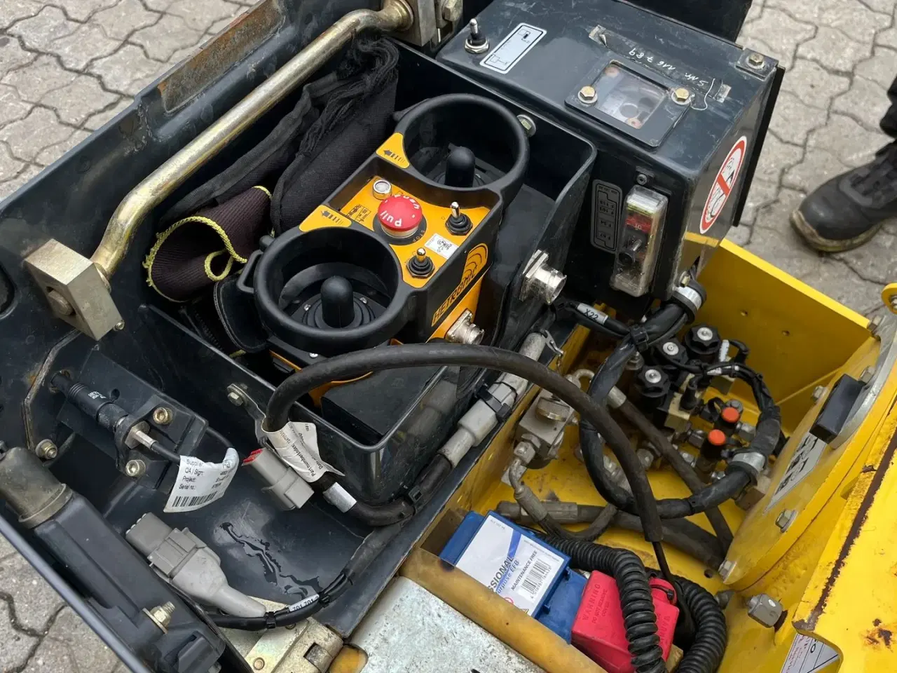 Billede 9 - Bomag 80/65s Fjernstyret 740kg diesel pladevibrator