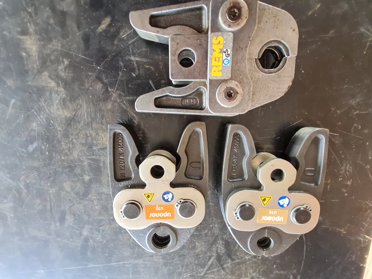 Billede 1 - Rems press bakker og Uponor