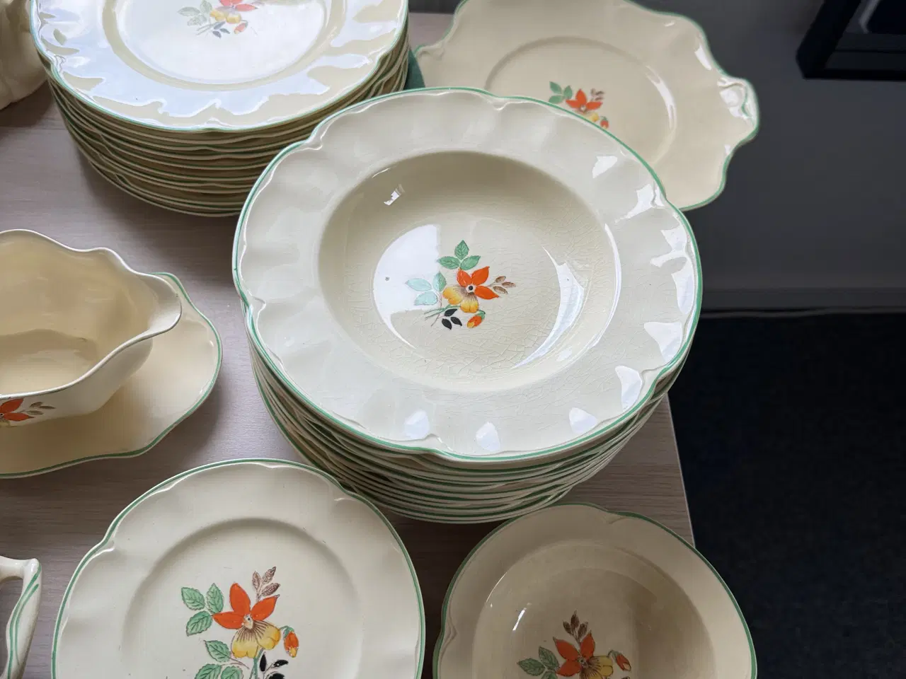 Billede 2 - Spisestel fajance, Victorian, Johnson Bros.