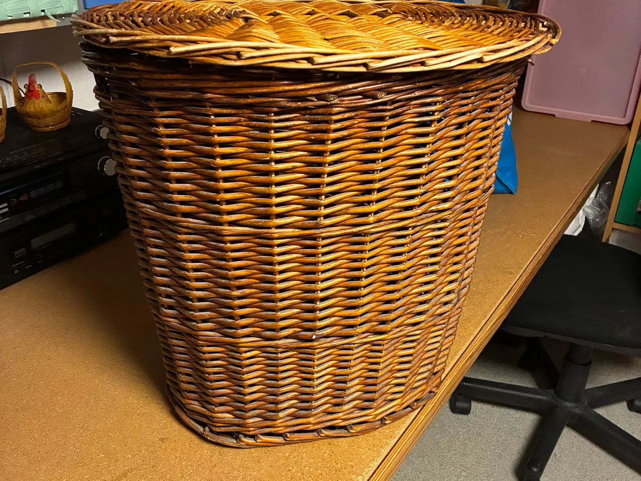 Billede 1 -  Vasketøjskurv og blomsterkurve