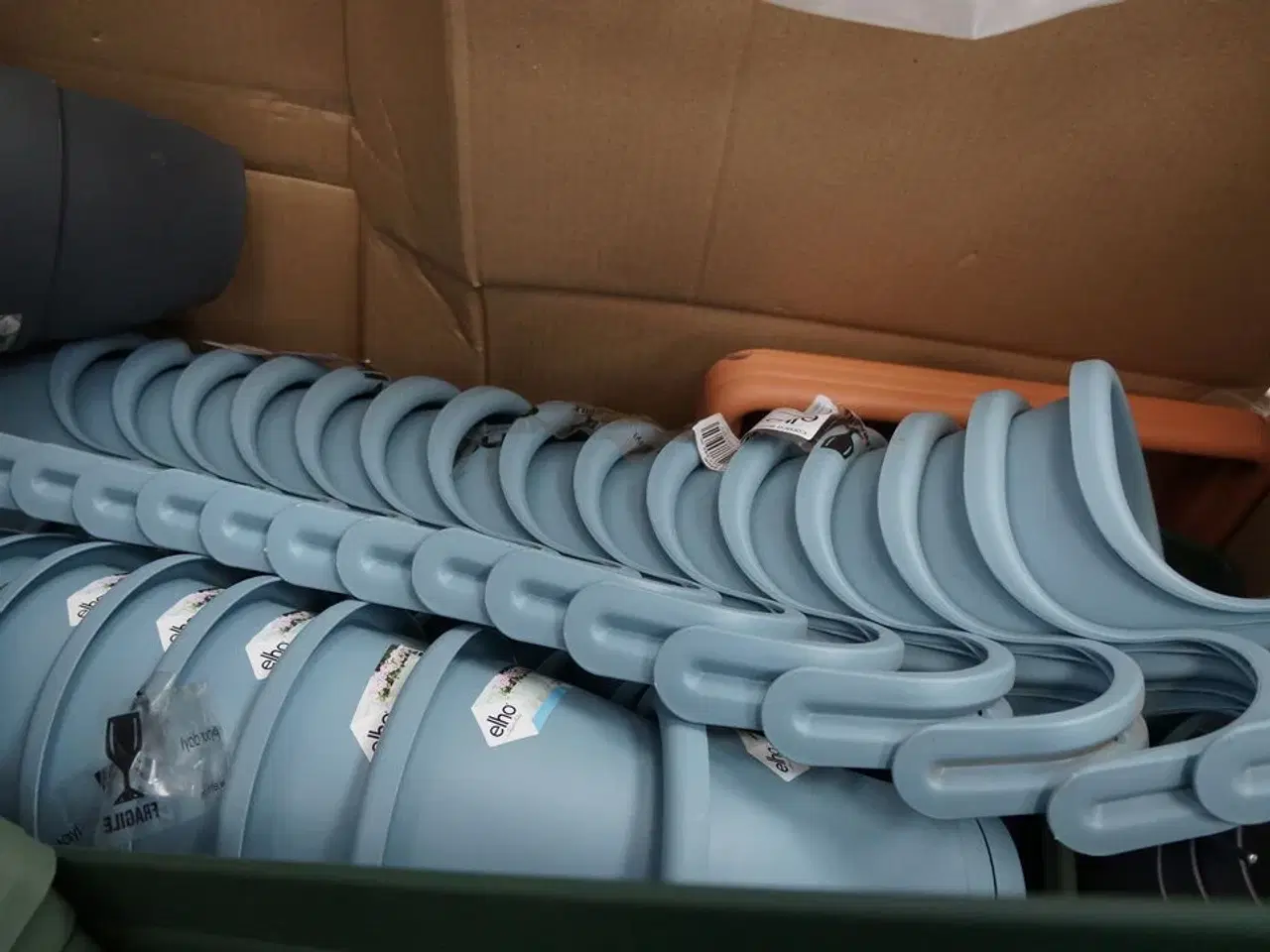 Billede 2 - Palle med diverse plastspande