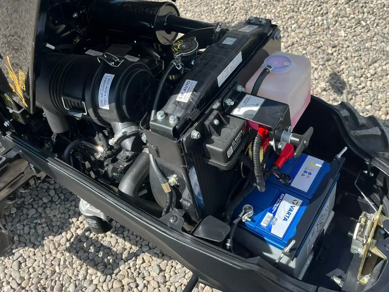 Billede 12 - Solis S26 Limited Edition i sort 6+2 Gearmaskine med Servostyring og brede traktorhjul