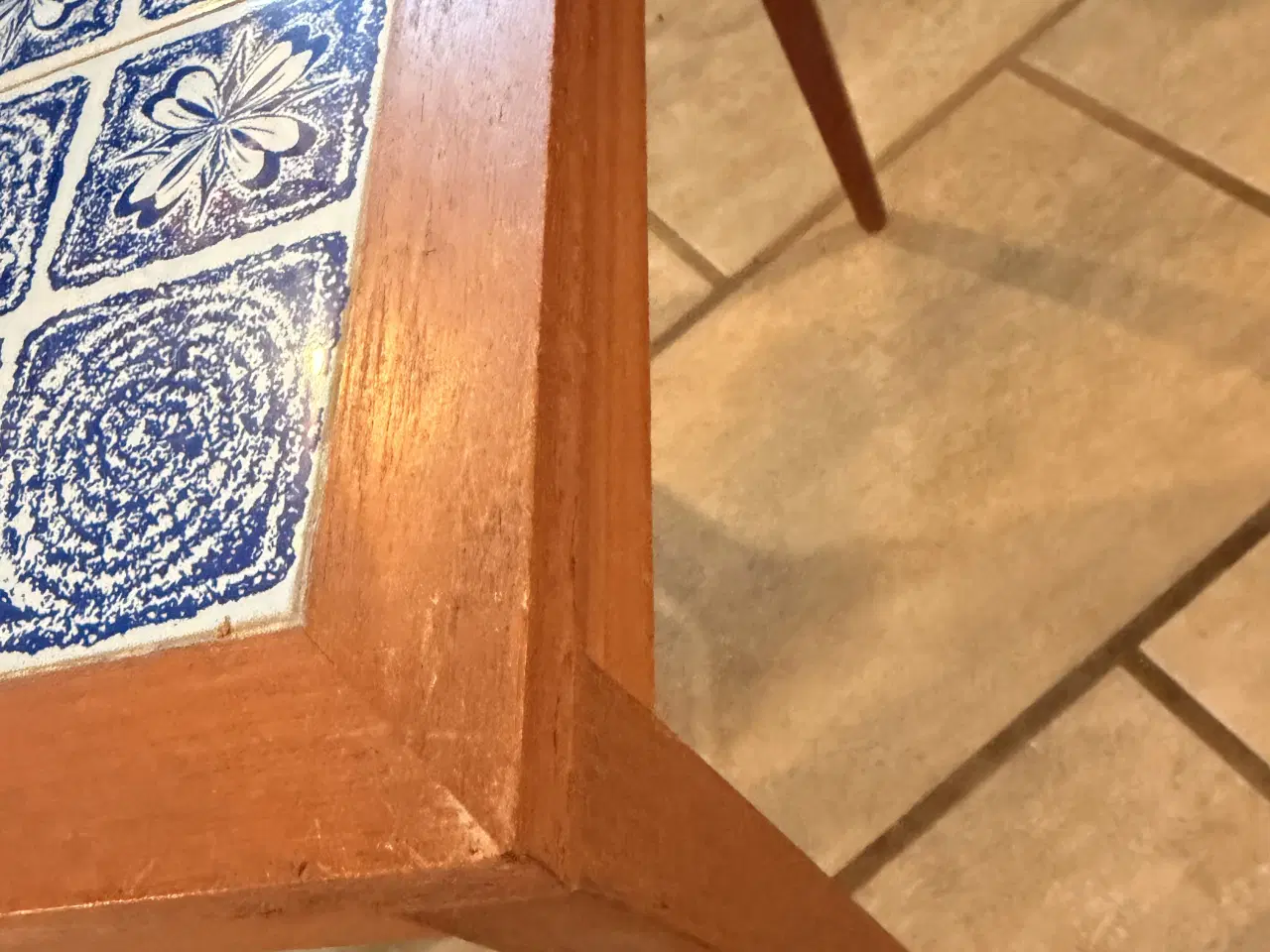 Billede 10 - Teak indkudsborde med kakler fra midt 60’erne