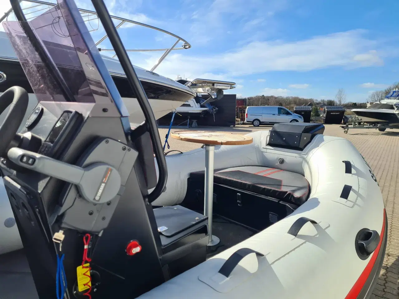 Billede 4 - Aqua Spirit 450CAC - 60 HK Yamaha/Udstyr