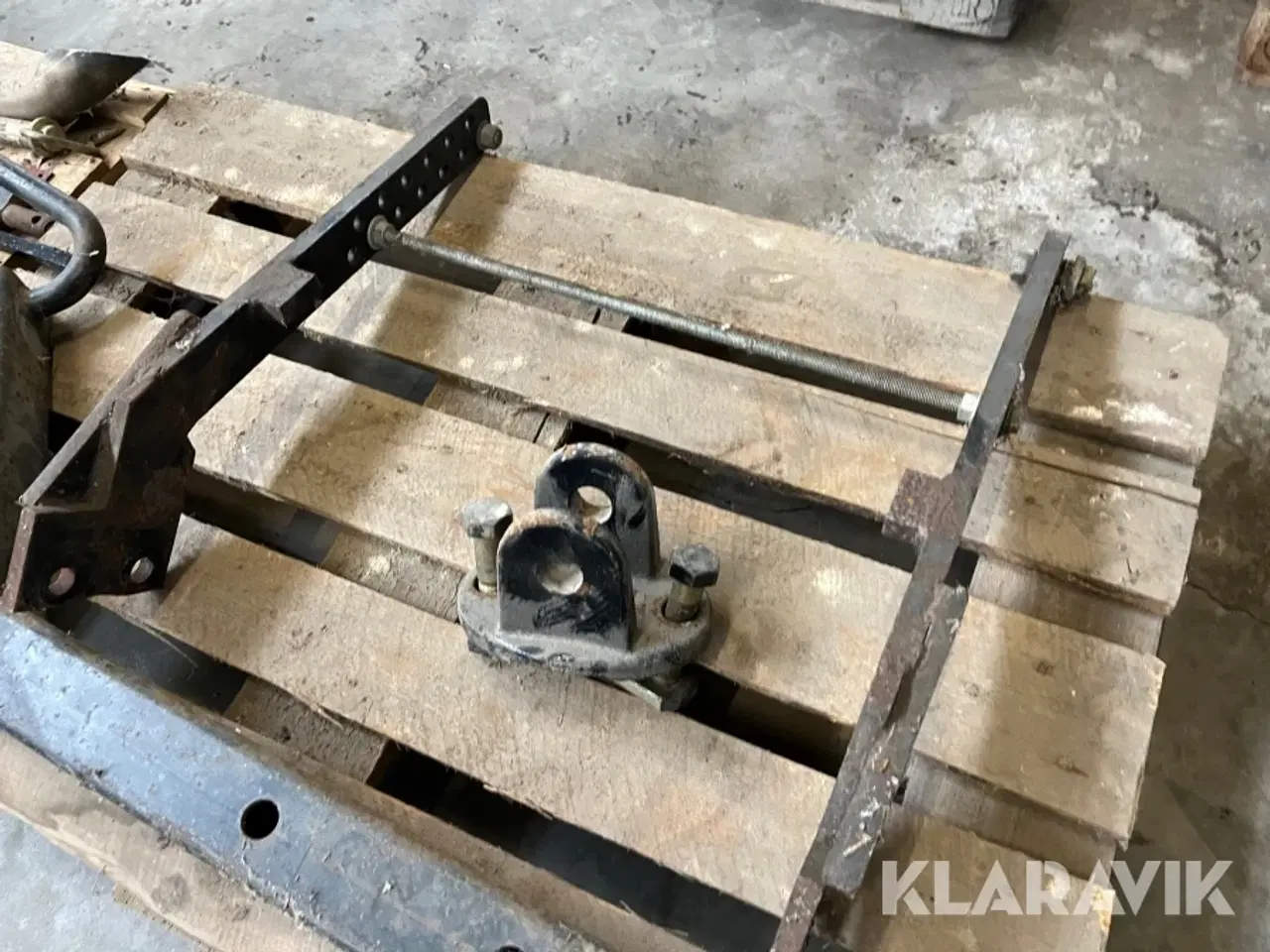 Billede 6 - Topstang, løfteåg, udstødninger, træk og øvrigt